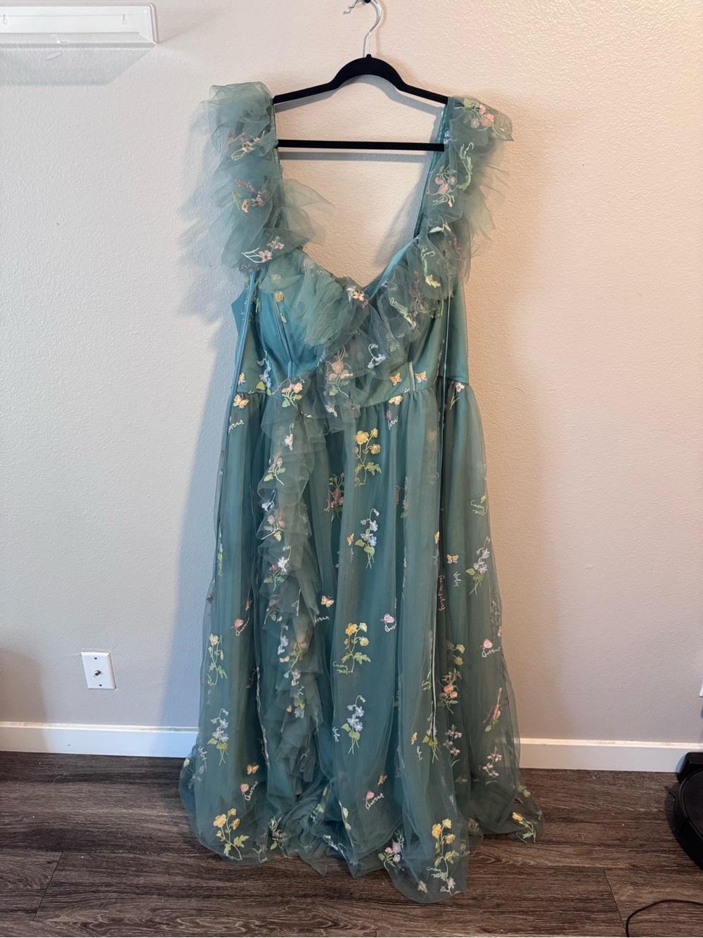 Green Floral Off-Shoulder Evening Dress - Picture 2 of 5